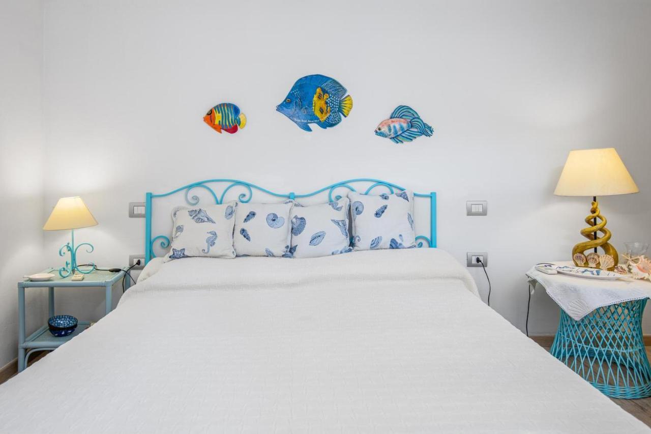 Giglio Apartment Vista Mare E Parcheggio Privato Porto Rotondo Exterior photo